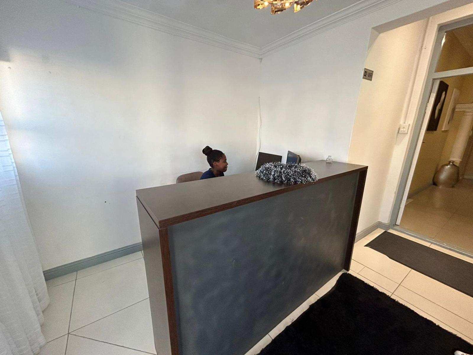 57onwynne * Cape Town